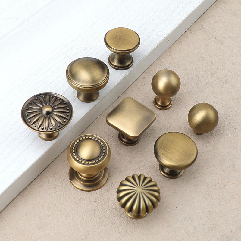【Mosiężne uchwyty meblowe w st – Furniture Hardware Restoration recenzja i cena